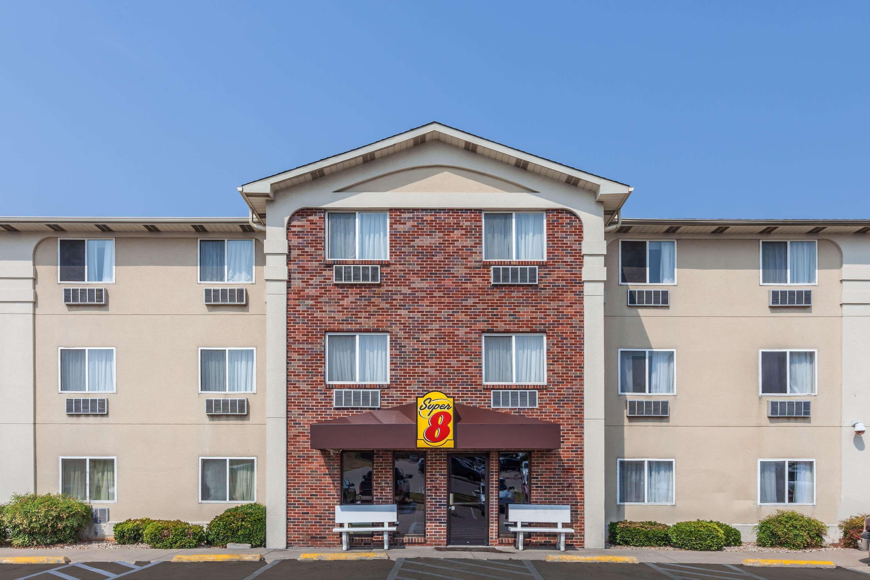 מלון Super 8 By Wyndham Irving Dfw Airport/South מראה חיצוני תמונה