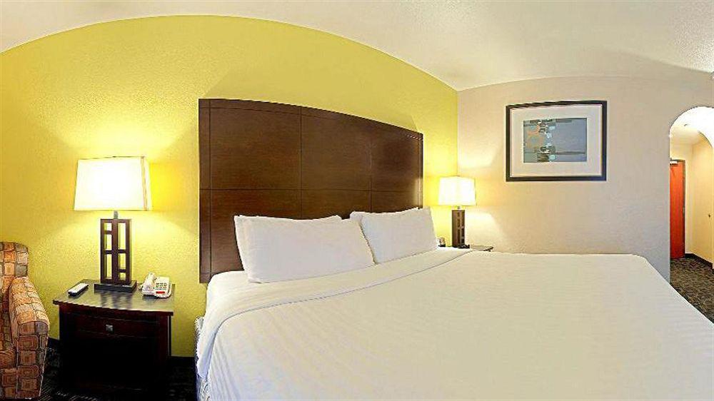 מלון Super 8 By Wyndham Irving Dfw Airport/South מראה חיצוני תמונה